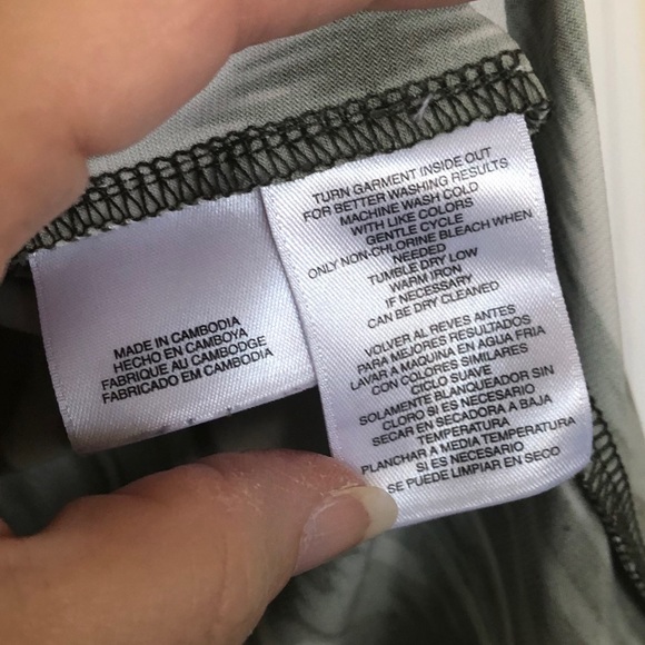 Jones New York Petite Green White Ikat Wrap Dress - Picture 5 of 9